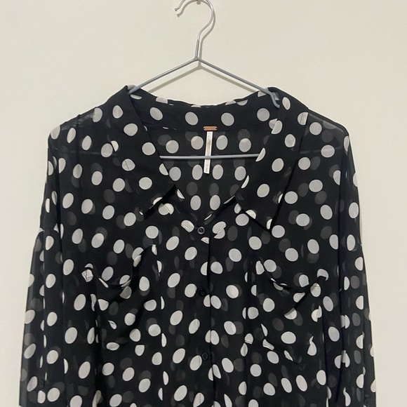 Free People Black/White Sheer Polka Dot Easy Rider Blouse Size Small - Picture 3 of 9